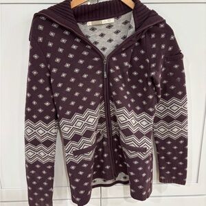 Athleta Dark Purple and Gray Patterned Sweater